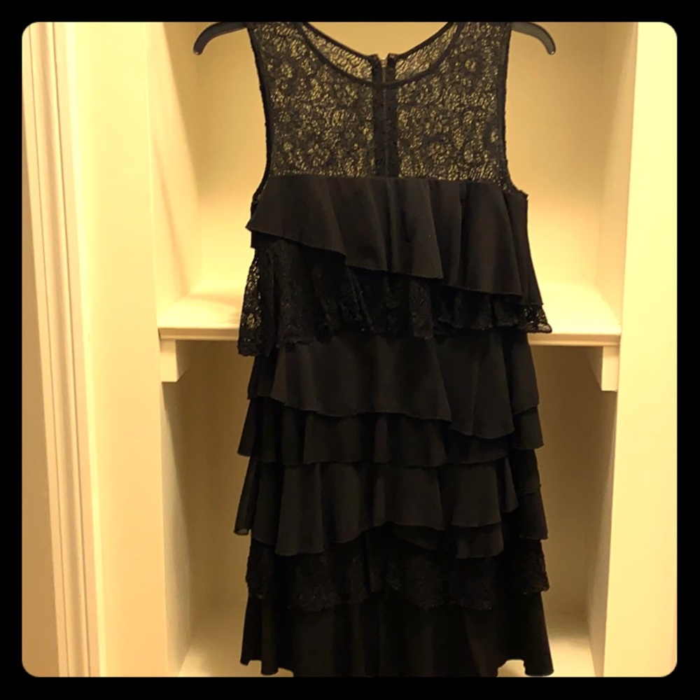 Black half lace party dress